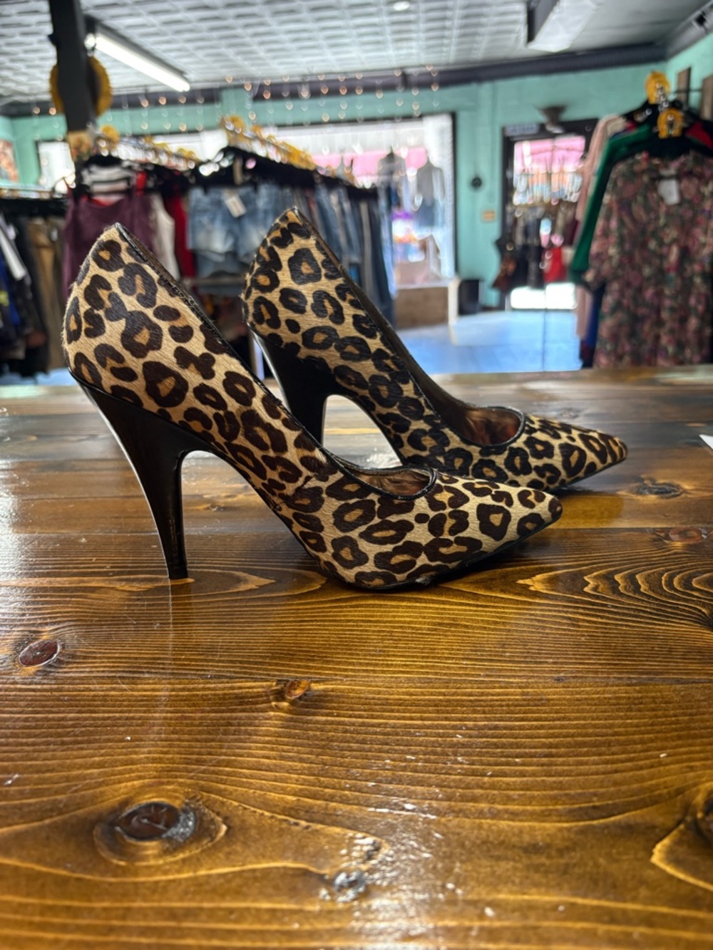 Steve Madden Leopard Print Pointed Toe Pumps - Tan & Black